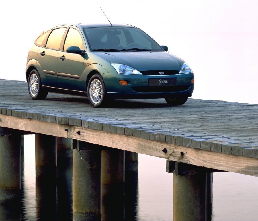 Ford Focus 1999 года  (фото 122 из 130)